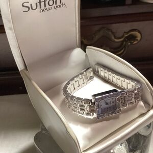 SUTTON. Rhinestone Silvertone Women’s Watch boxed